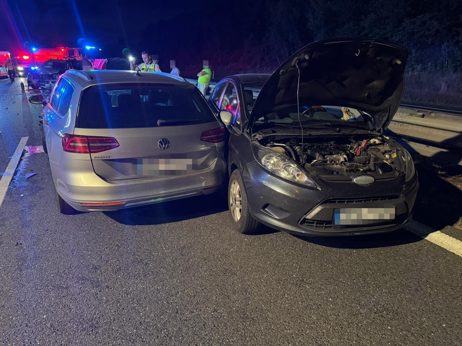 001-dopravní nehoda D11.jpg