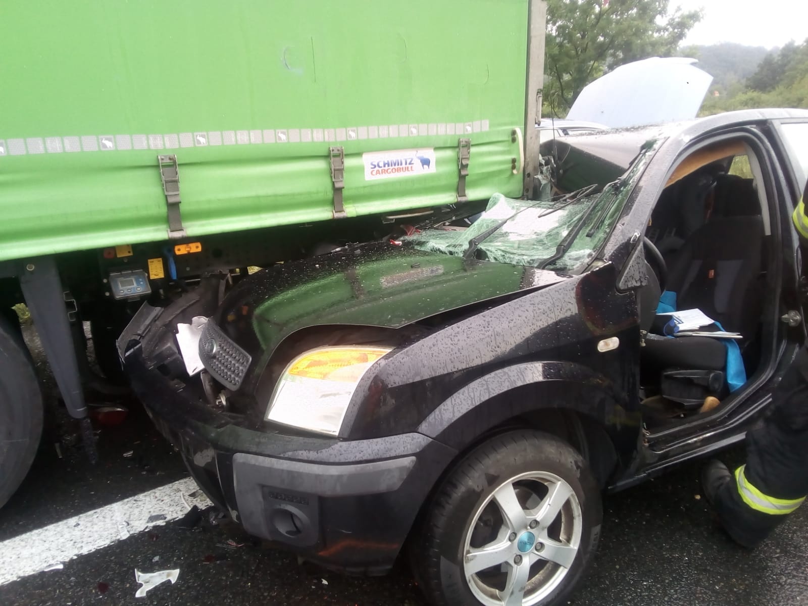 001 - dopravní nehoda na dálnici D5.jpg