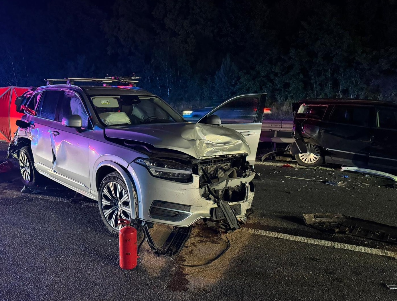 002-dopravní nehoda D11.jpg