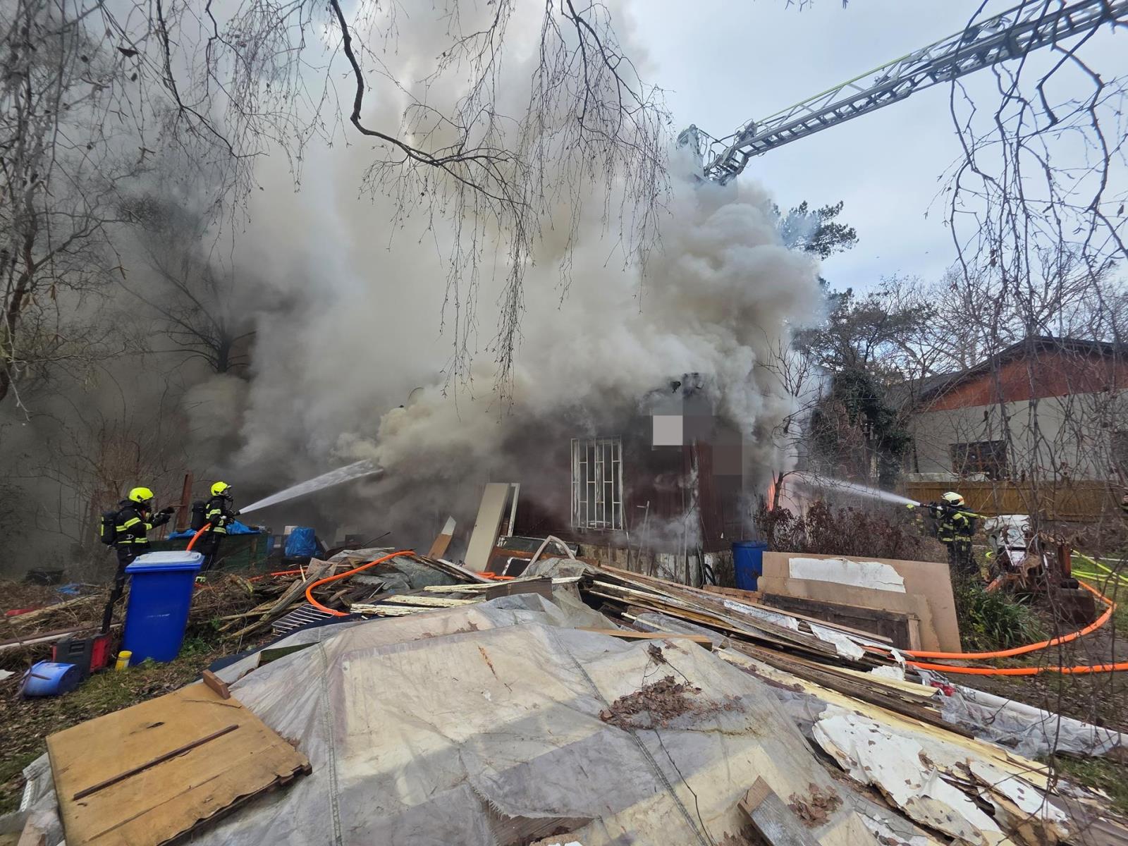 002-vánoční svátky - Hostivice.jpg