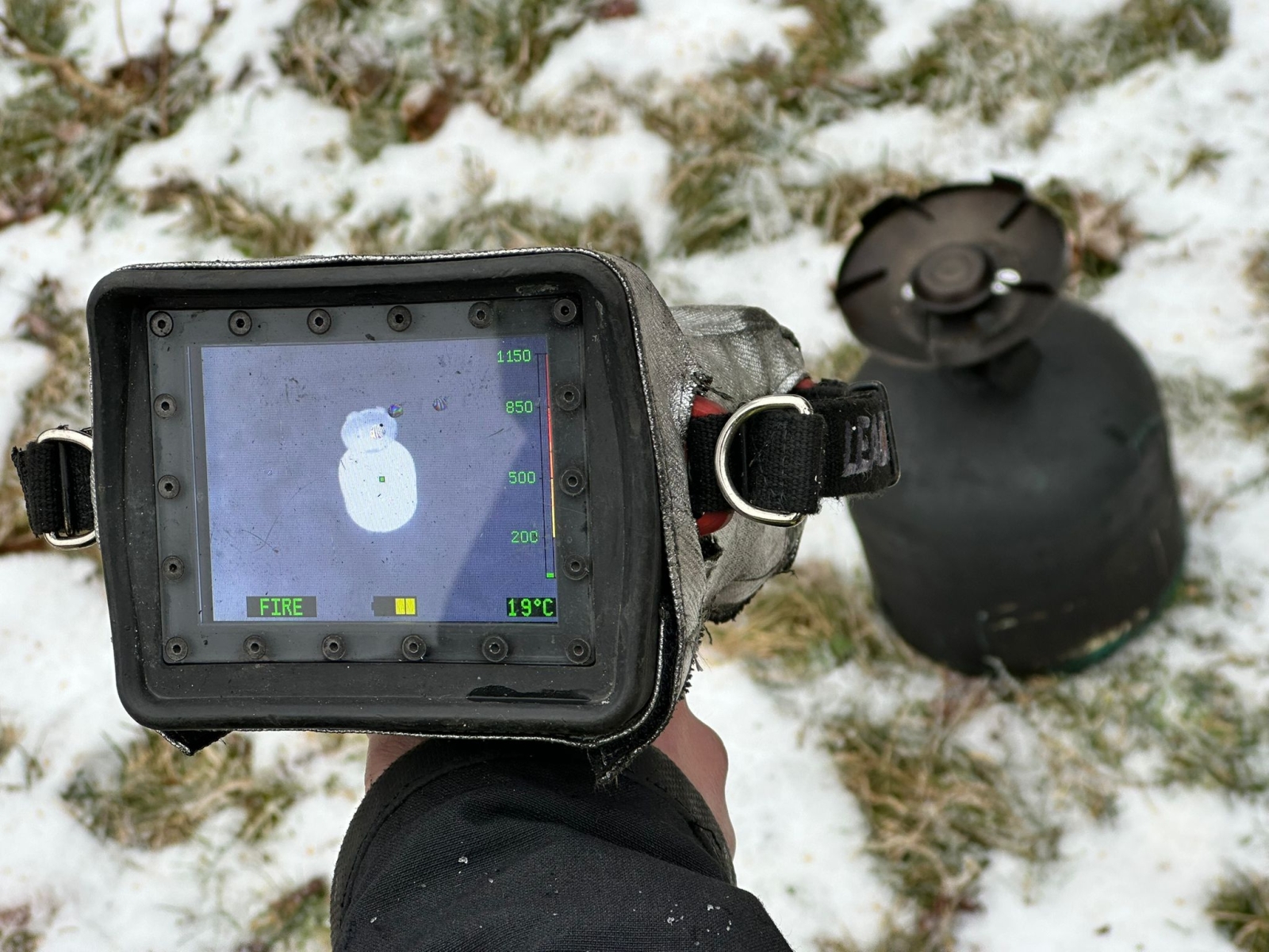 003-Požár dřevěné chaty v obci Kostelní Střimelice na Říčansku.jpeg