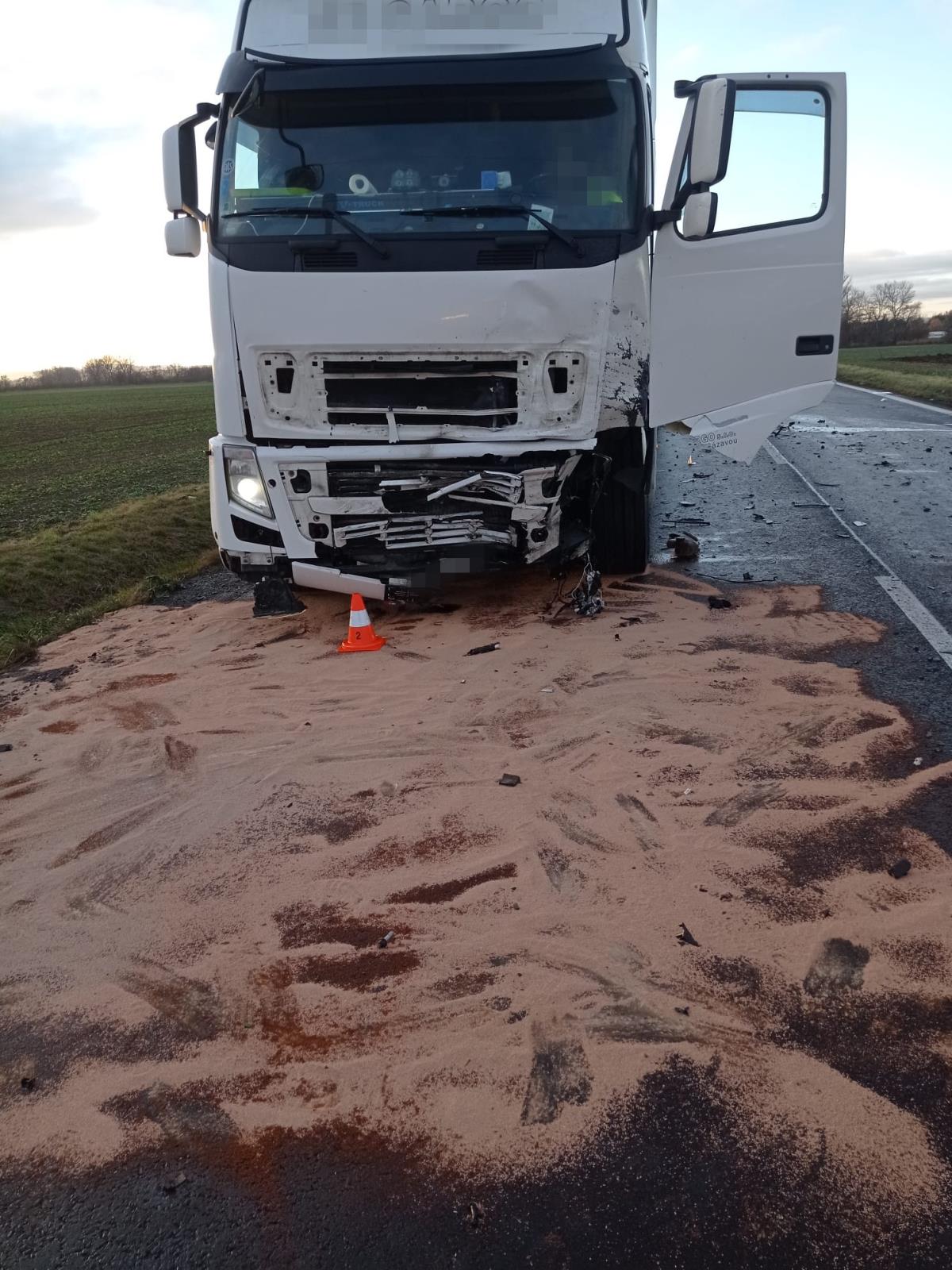 003 - tragická dopravní nehoda u Pňova-Předhradí.jpg