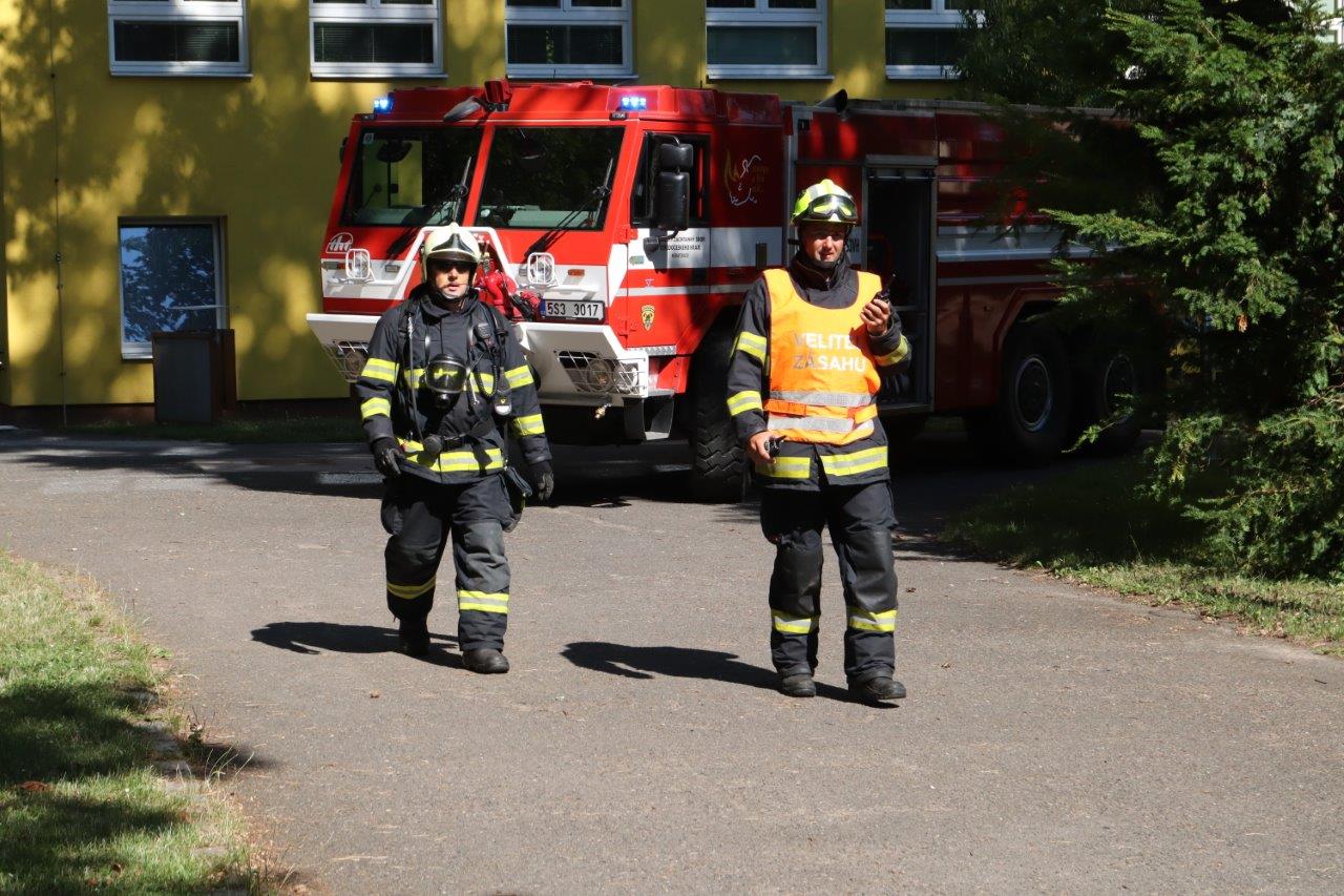 004 - Cvičení ve Spolaně v Neratovicích.jpg