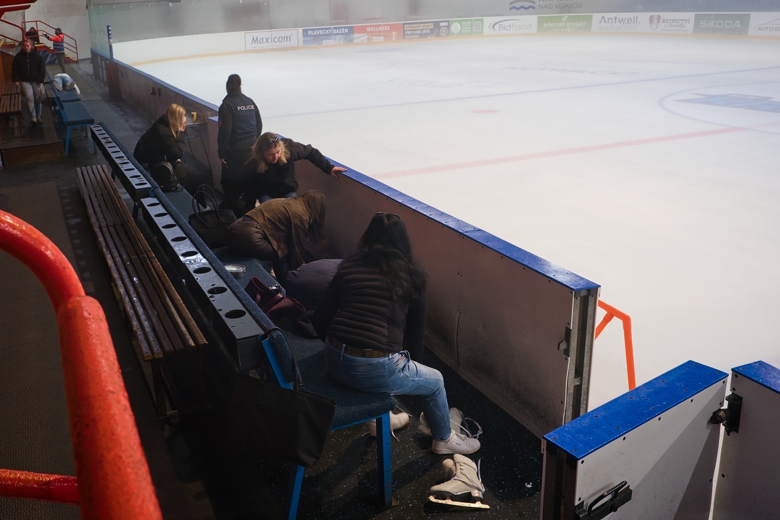 004-Taktické cvičení na zimním stadionu v Kralupech na Vltavou.jpg