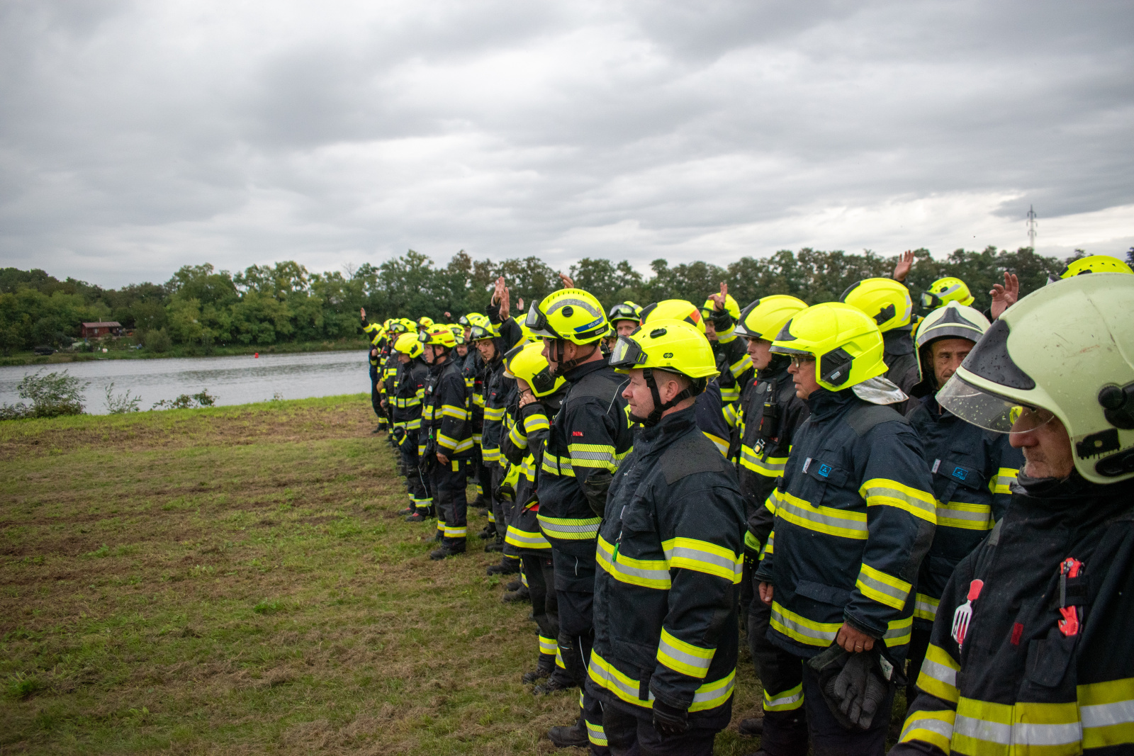 004-Výcvik v plnění hasebního vaku.jpg