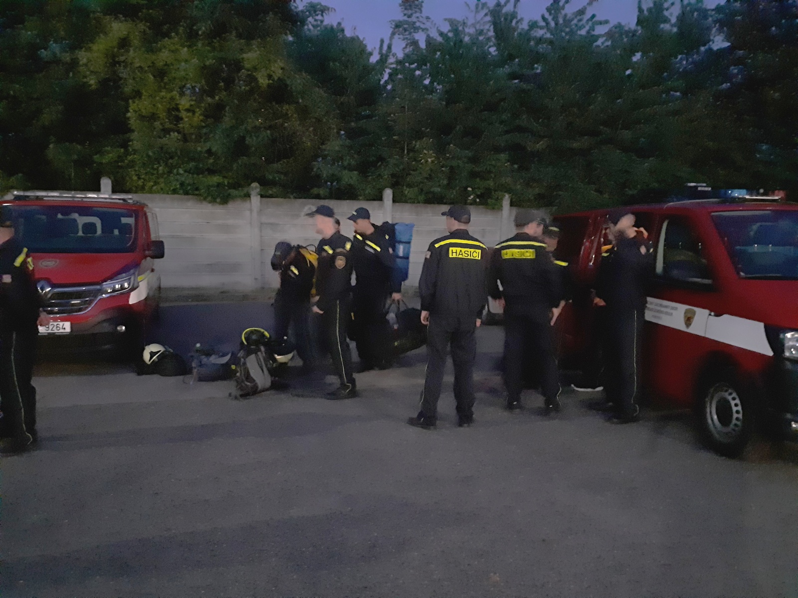 005-Středočeští hasiči vyrážejí do Řecka poháhat hasit rozsáhlé požáry.jpg