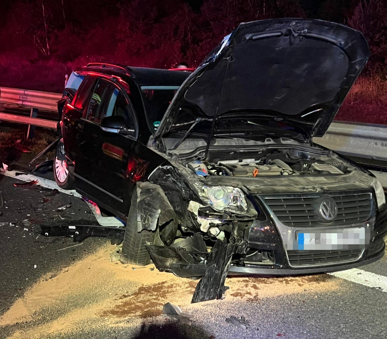 005-dopravní nehoda D11.jpg