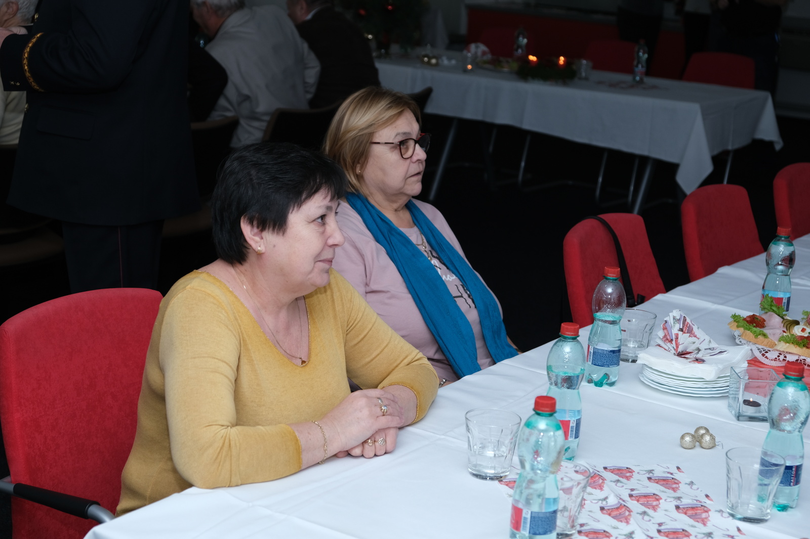 008-Předvánoční setkání bývalých příslušníků a občanských zaměstnanců HZS Středočeského kraje.JPG