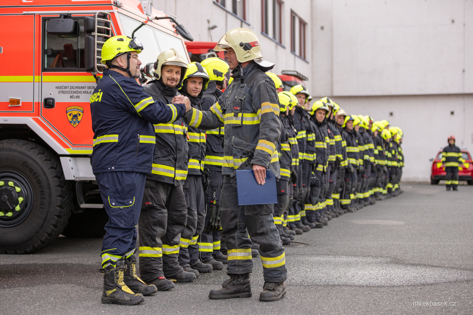 008-Rozloučení s Janem Žižkou na mělnické stanici.jpg