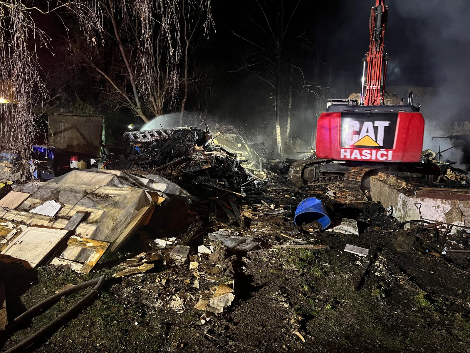 010-vánoční svátky - Hostivice.jpg