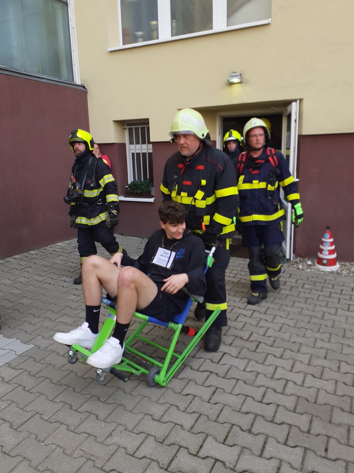 011-Prověřovací cvičení-požár v kladenském domově seniorů.jpeg