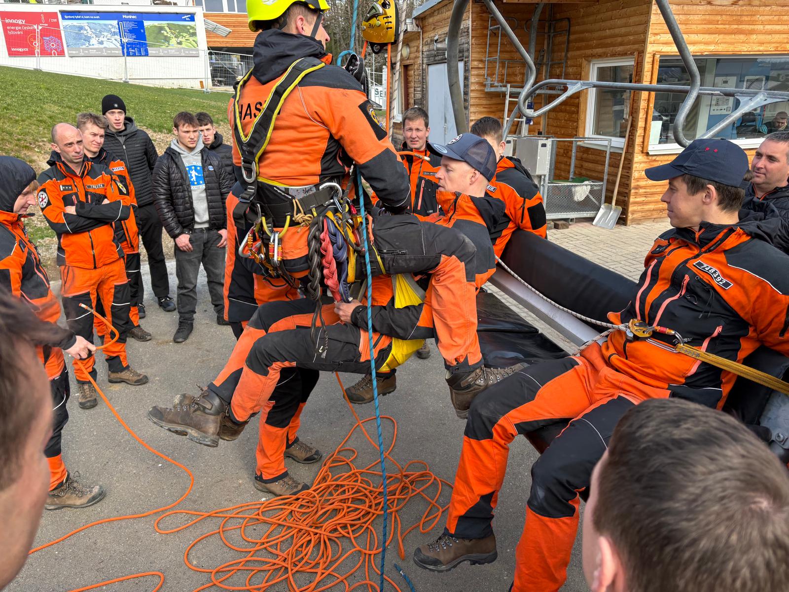 011-výcvik na Monínci.jpeg