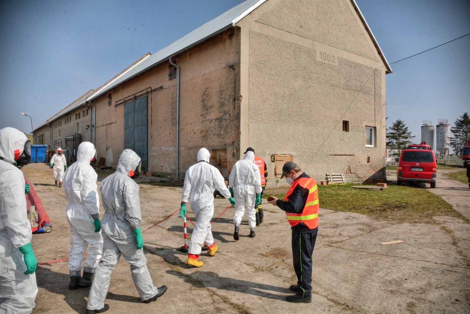 013-střídání hasičů.jpg