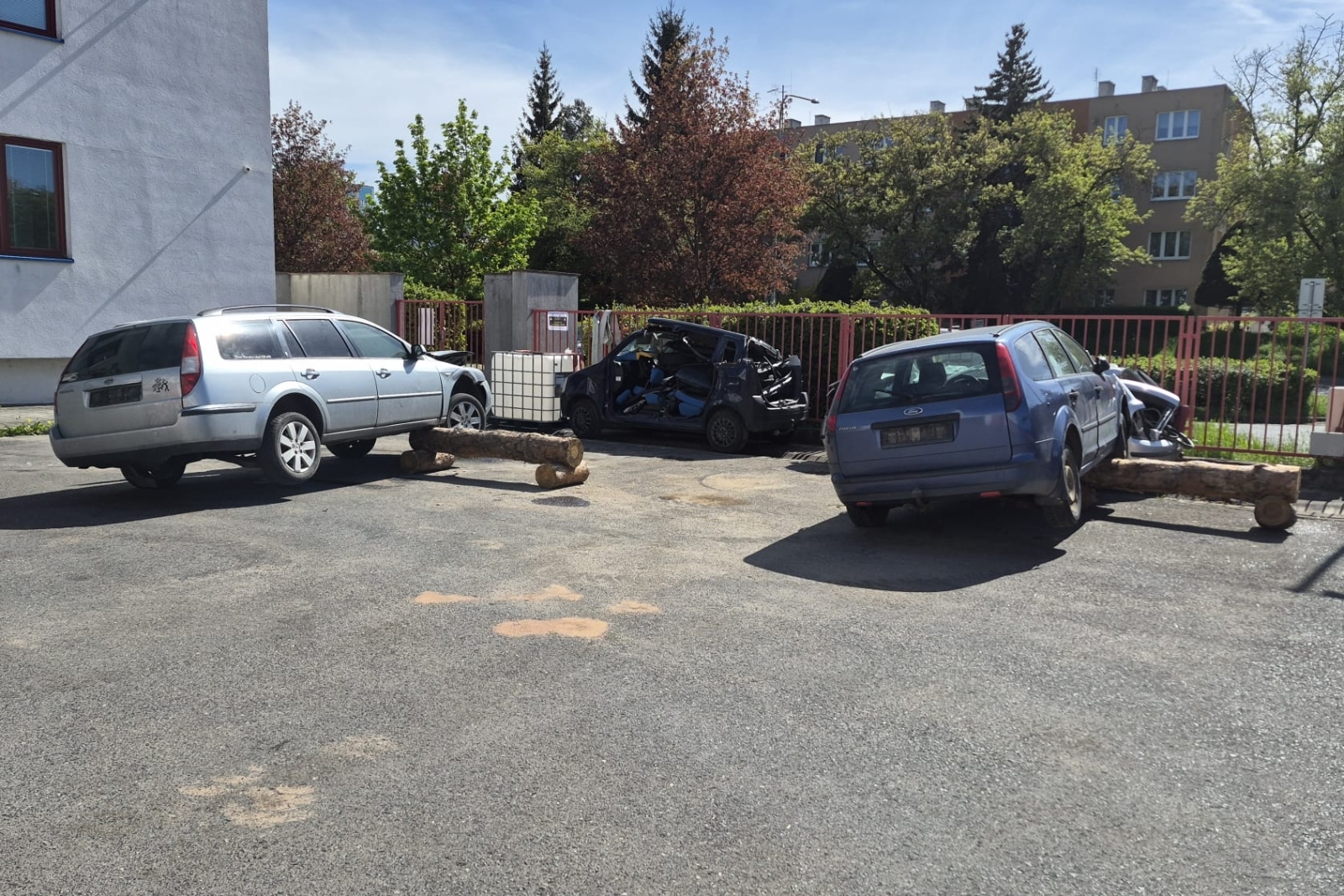 016-Odborná příprava jednotek SDH z Mělnicka zaměřená na dopravní nehody.jpg