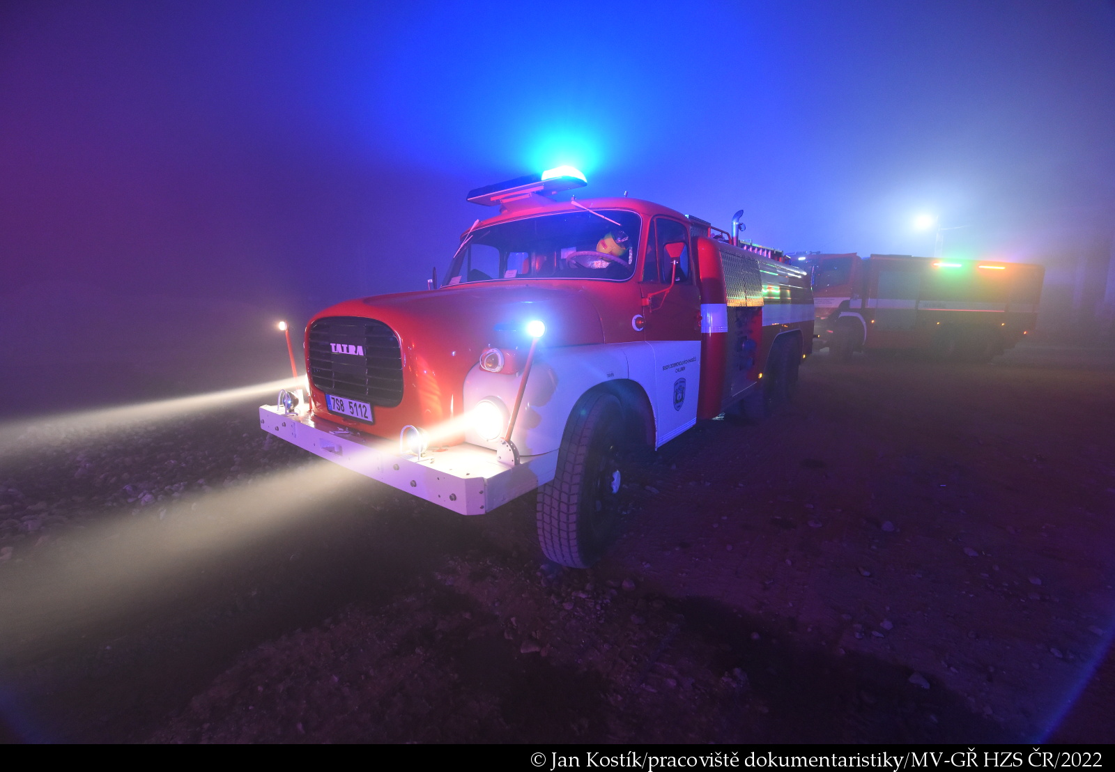 016 - požár skládky Kralupy nad Vltavou.JPG