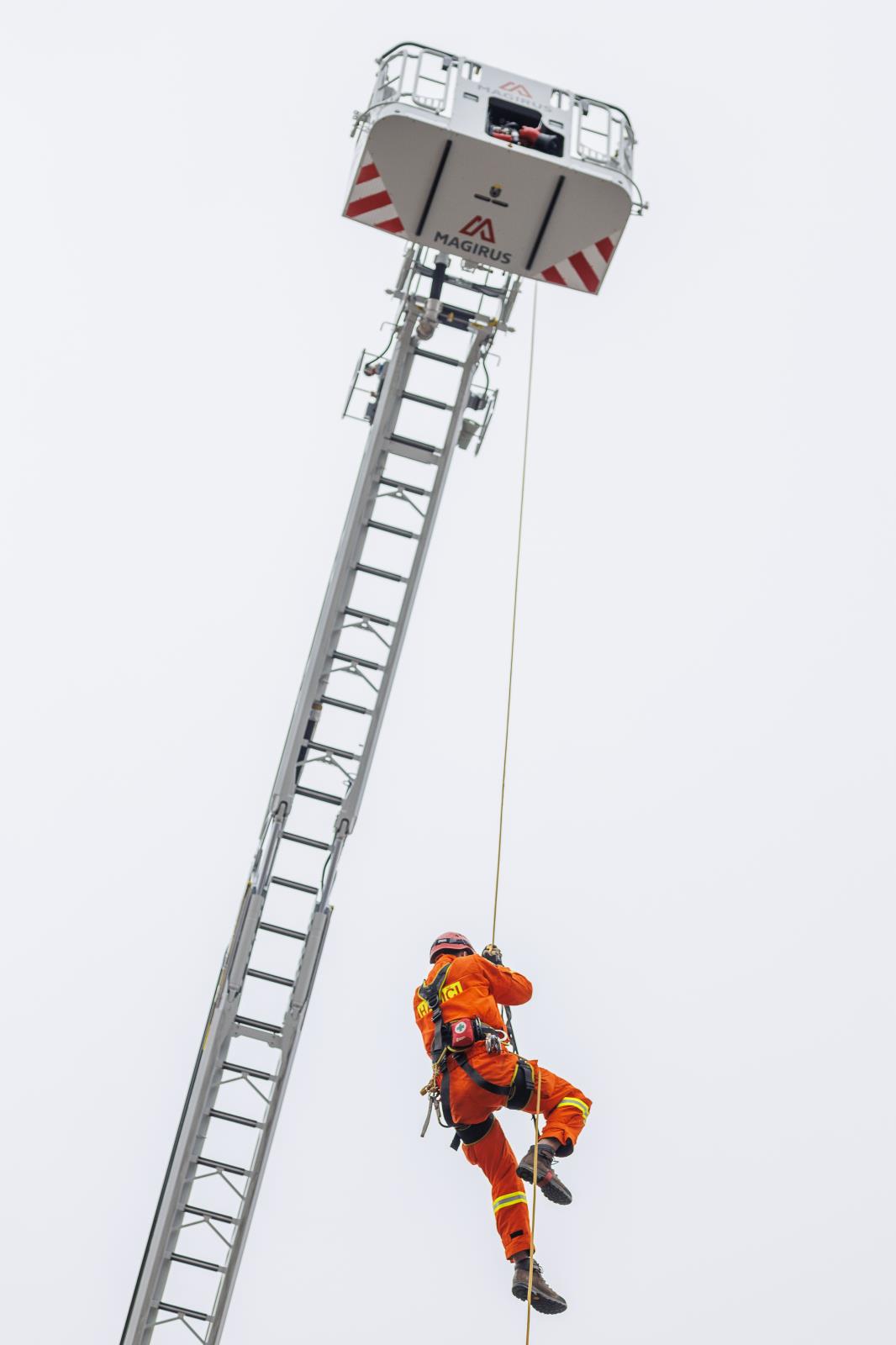 017-Ukázka činnosti lezecké skupiny.jpg