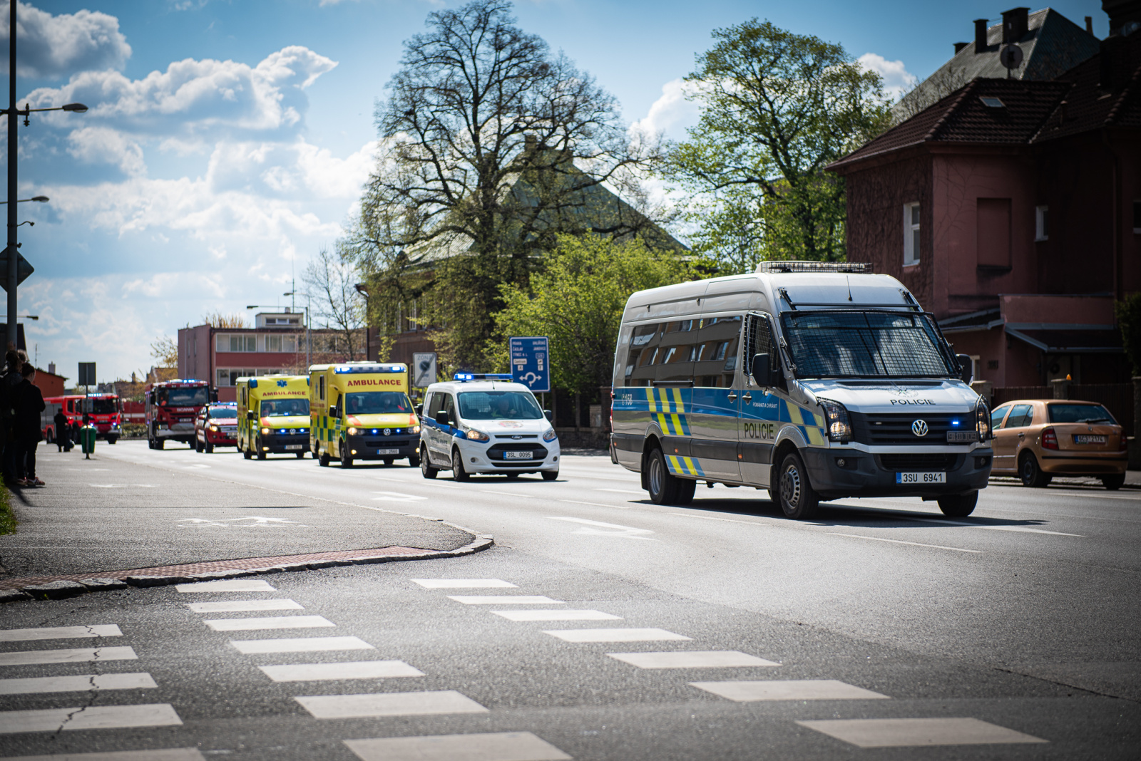 018-Jízda kolínských záchranářů.jpg