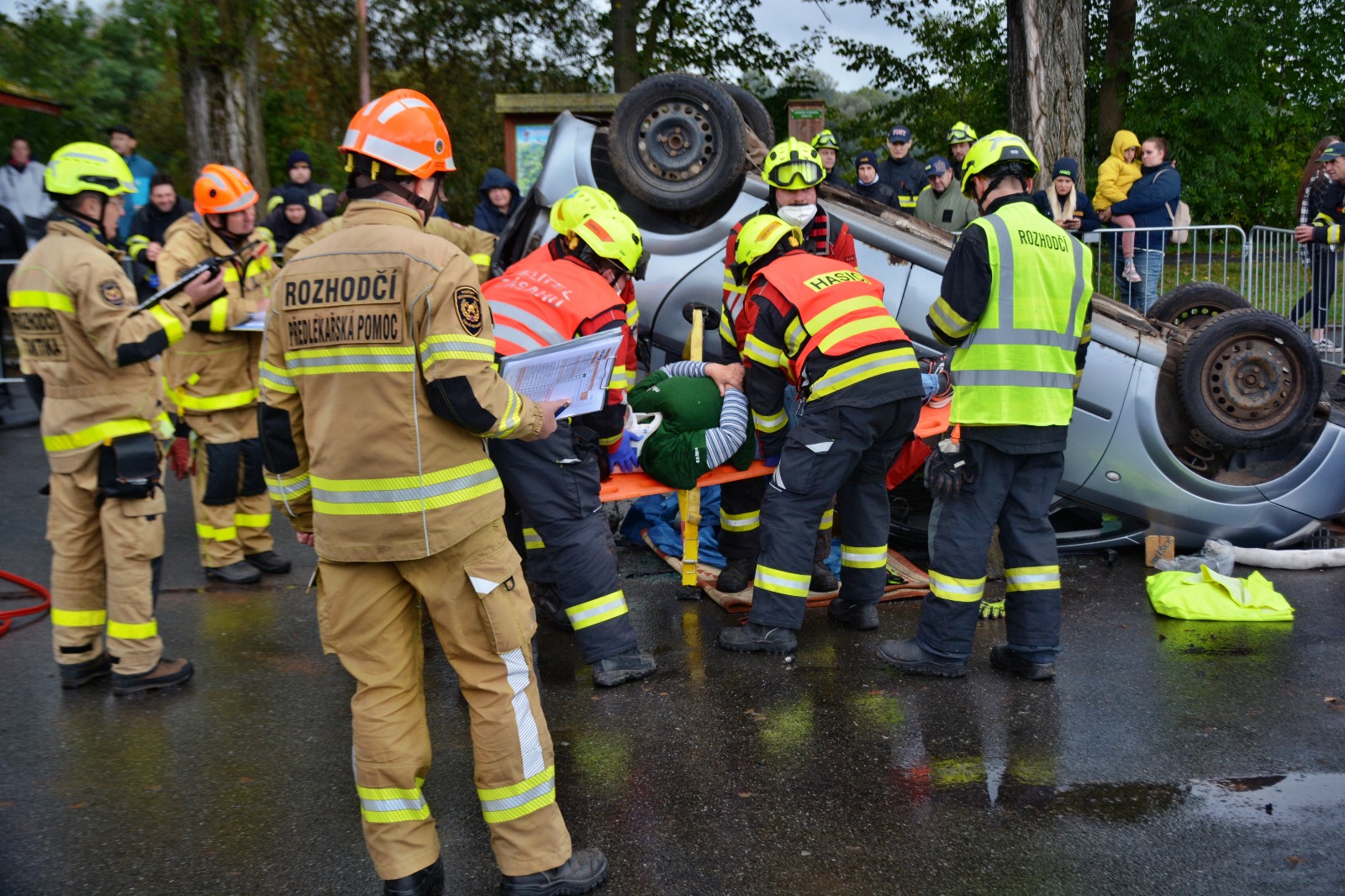 018-Krajská soutěž dobrovolných jednotek ve vyprošťování v Rožmitálu pod Třemšínem.jpeg