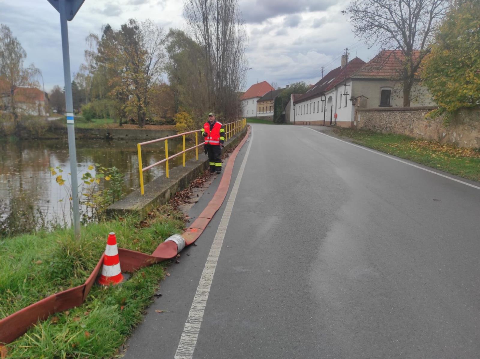 018-Prověřovací cvičení na hradě Karlštejn.jpg