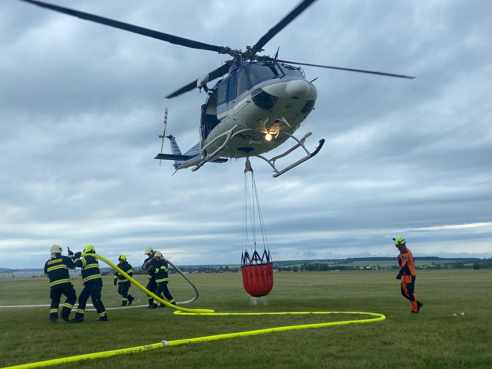 024-Nácvik plnění bambivaku na Mladoboleslavsku.jpeg