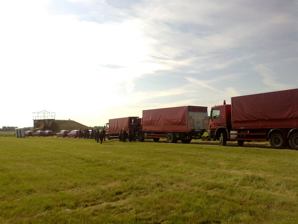 1 130620141955_1.jpg