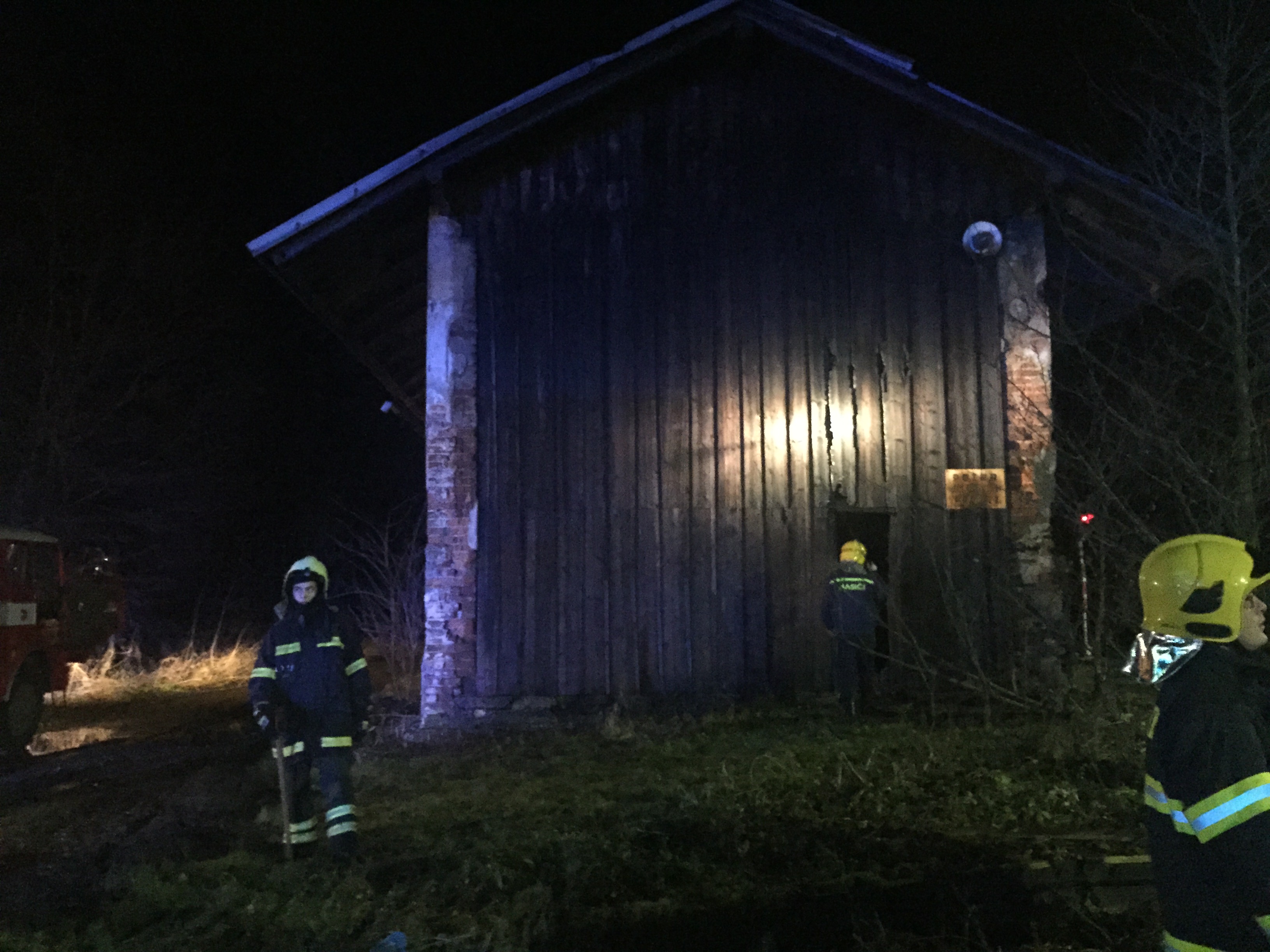 1 22-12-2014 Požár budova na nádraží Domašov nad Bystřicí (1).JPG