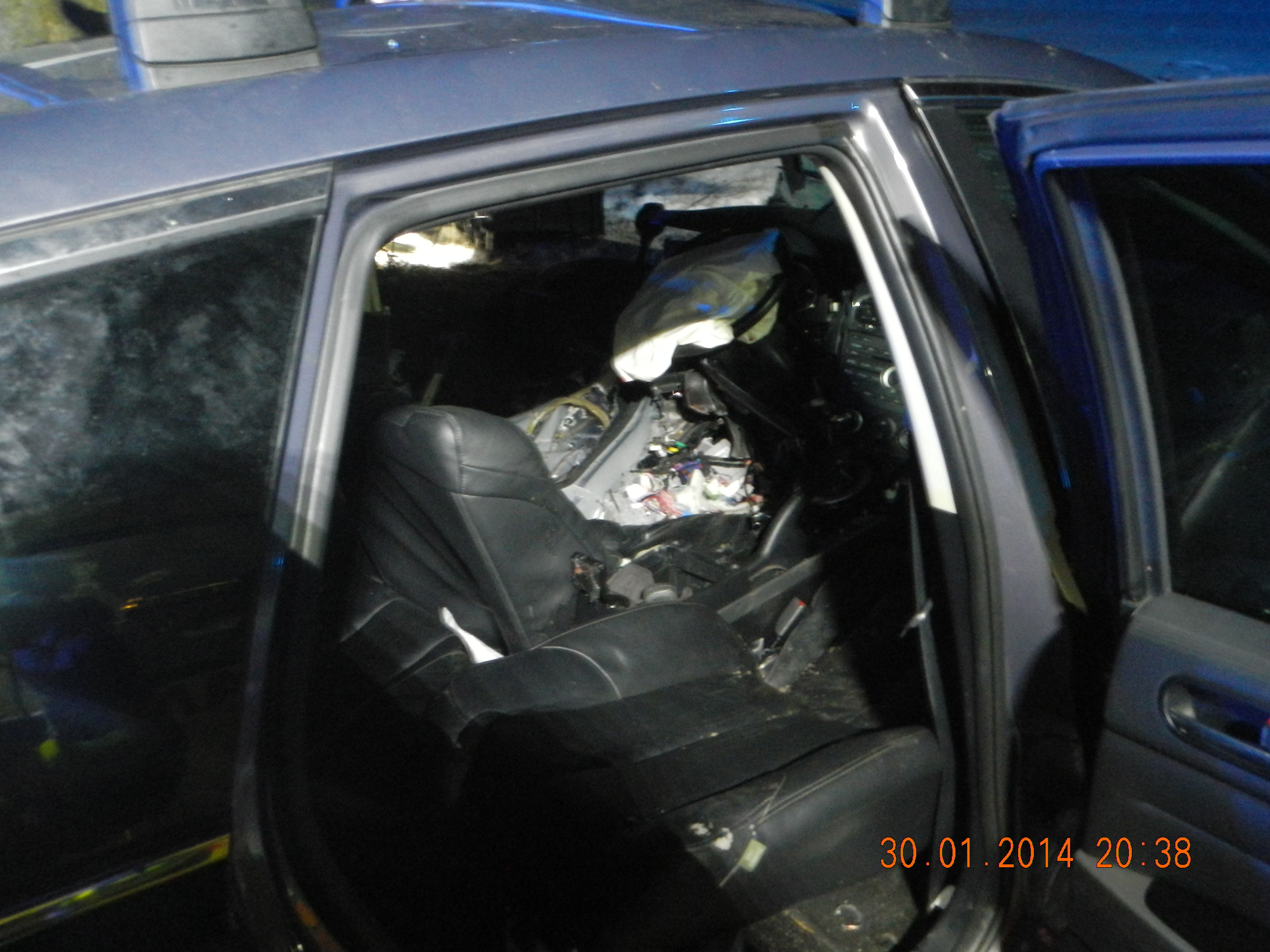 1 Dopravní nehoda, Strážkovice - 30. 1. 2014 (2).JPG