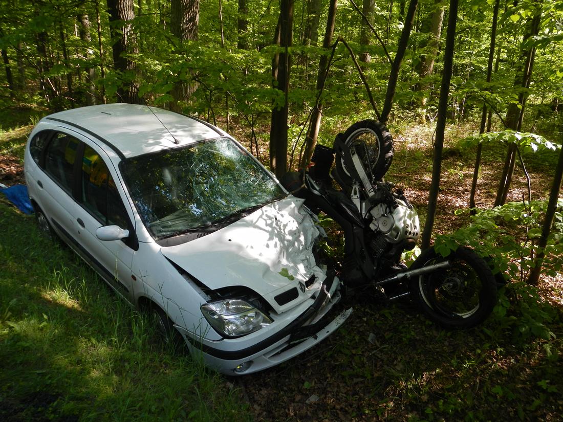 1 Dopravní nehoda OA a motorka, Třeboň - 18. 5. 2015 (1).JPG