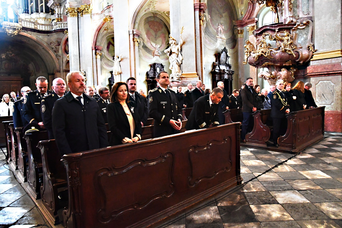1 Mše svatá ku cti sv. Floriána - Den hasičstva