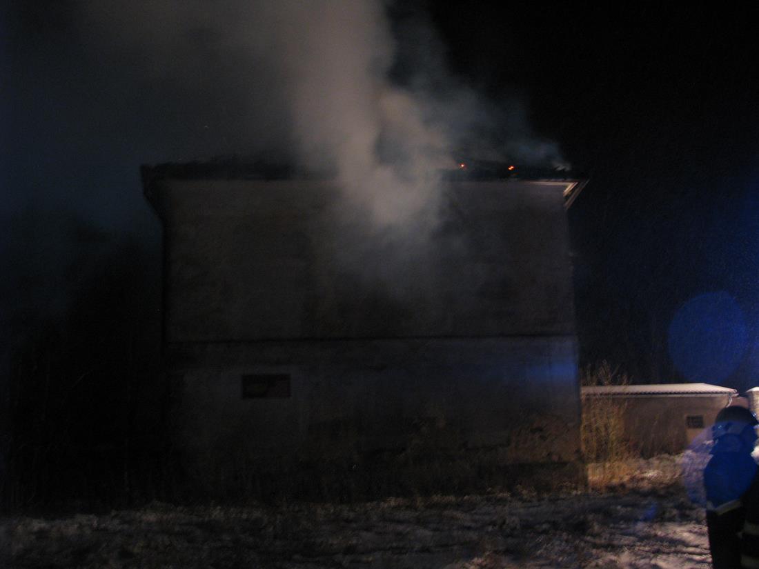 1 Požár domu, Korkusova Huť - 13. 1. 2016 (2).JPG