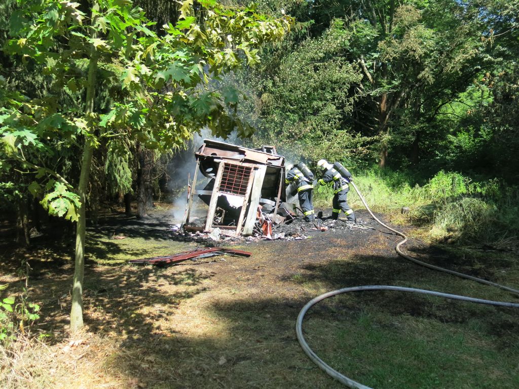 1 pozar vcelin naklo (1).JPG