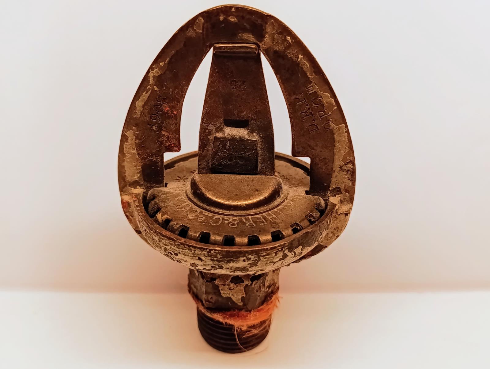 Obr.1 Sprinkler Walther (1908)