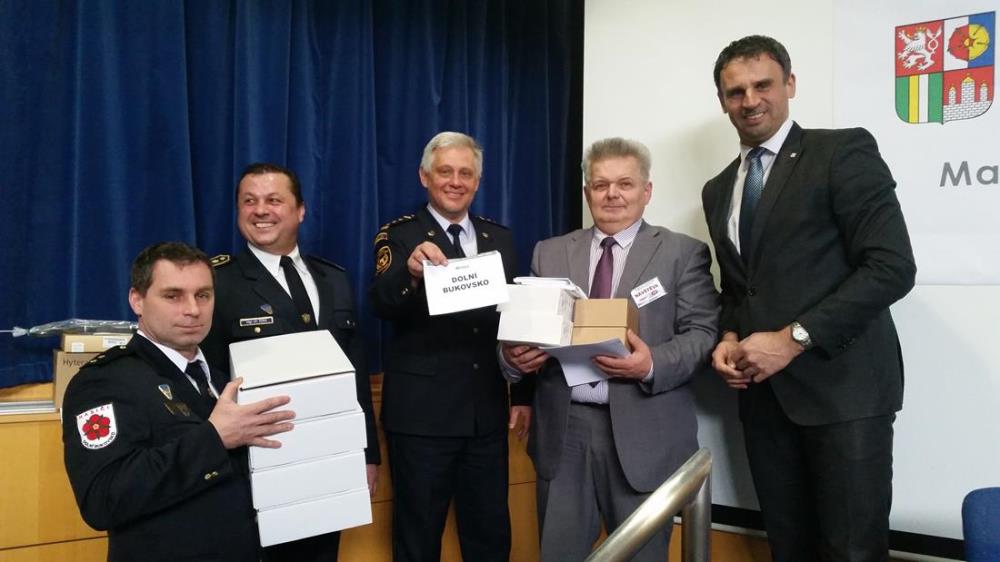 10 Předání radiostanic JSDHO, České Budějovice - 8. 3. 2016 (10).jpg