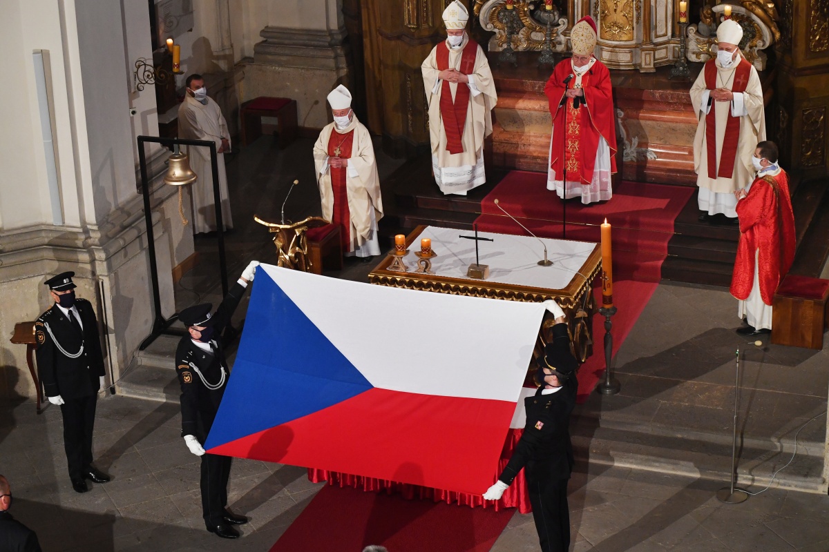 11 Mše za hasiče zahynuvší ve službě