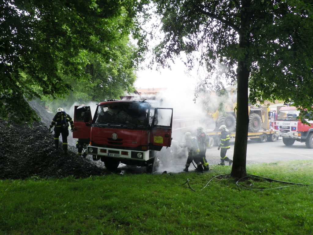 11.6.2015 požár NA Stod.JPG
