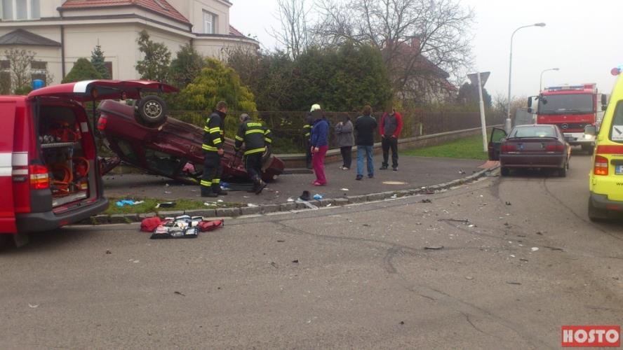 13-11-17 HK, Spojovací ulice (1).jpg