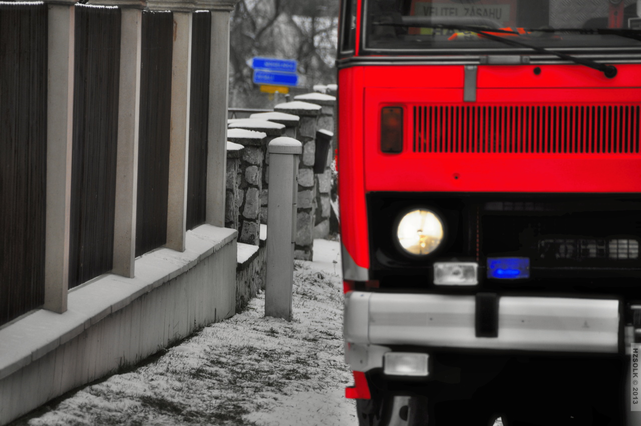13 11-2-2013 Požár 2 RD - Líšnice - Šumpersko (20).JPG