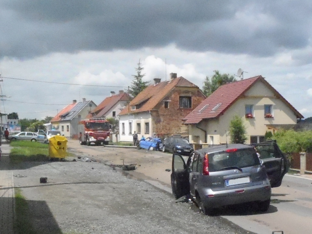 14.6.2016 (PM 12.30) DN 3x OA Starý Plzenec.JPG
