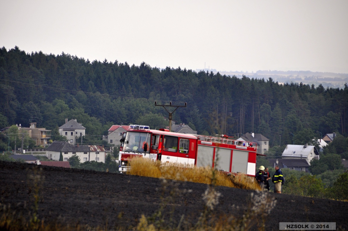 15 pozar_pole_losov_3-8-2014 (22).jpg