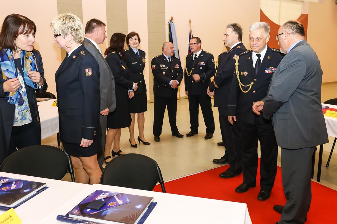 150 let hasičů v ČB - slavnostní aktiv - 12. 5. 2016 (31).JPG