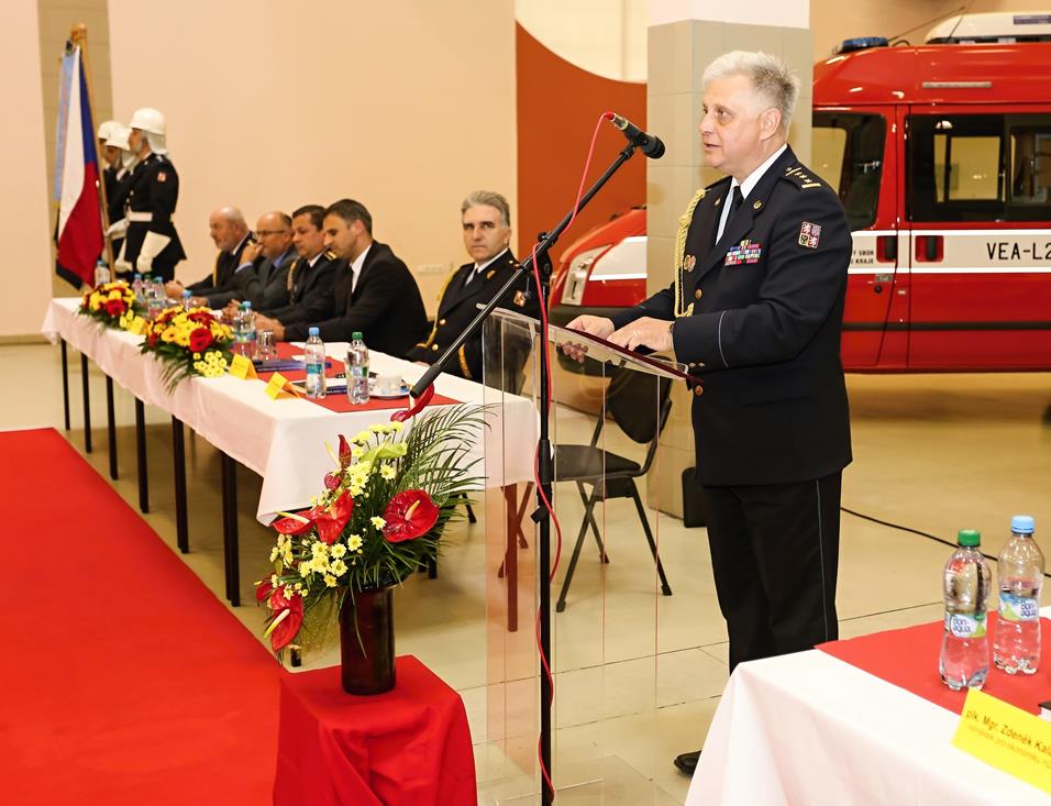 150 let hasičů v ČB - slavnostní aktiv - 12. 5. 2016 (38).JPG