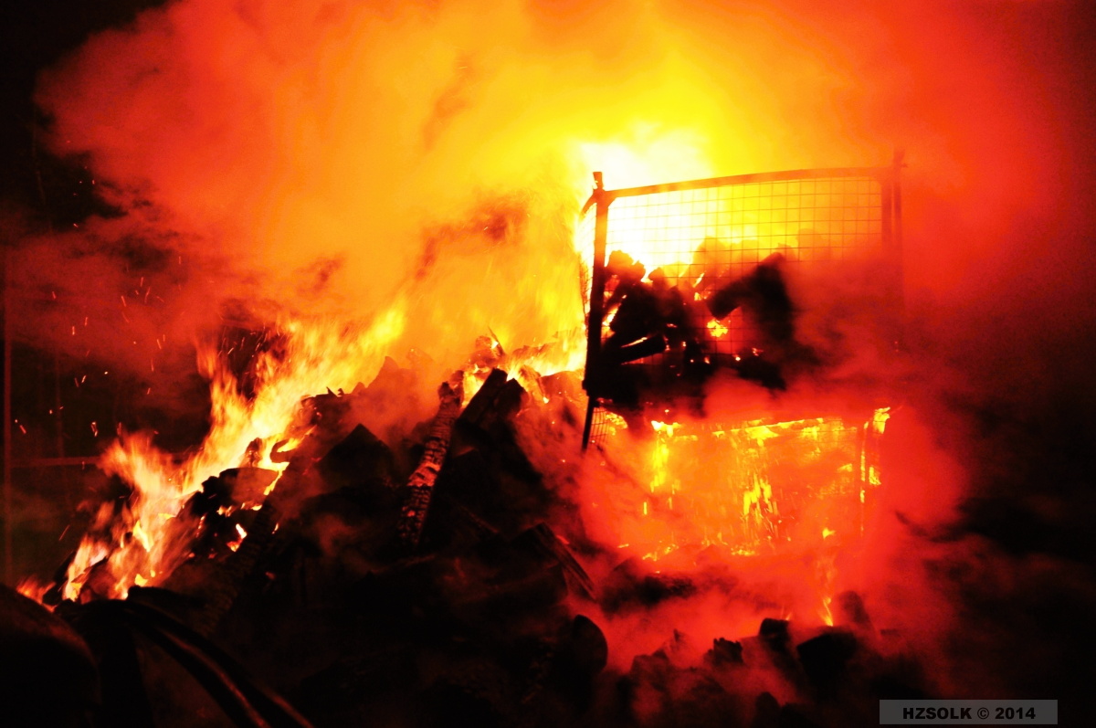18 18-4-2014P_NB_ hala Olomouc Chválkovice (38).JPG