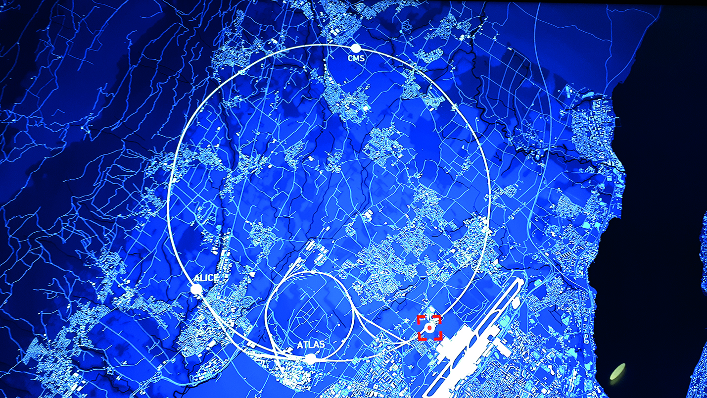 Tělo urychlovače si lze představit jako obří technologický prstenec o obvodu 27 km umístěný v hloubce mezi 50 a150 m pod zemí