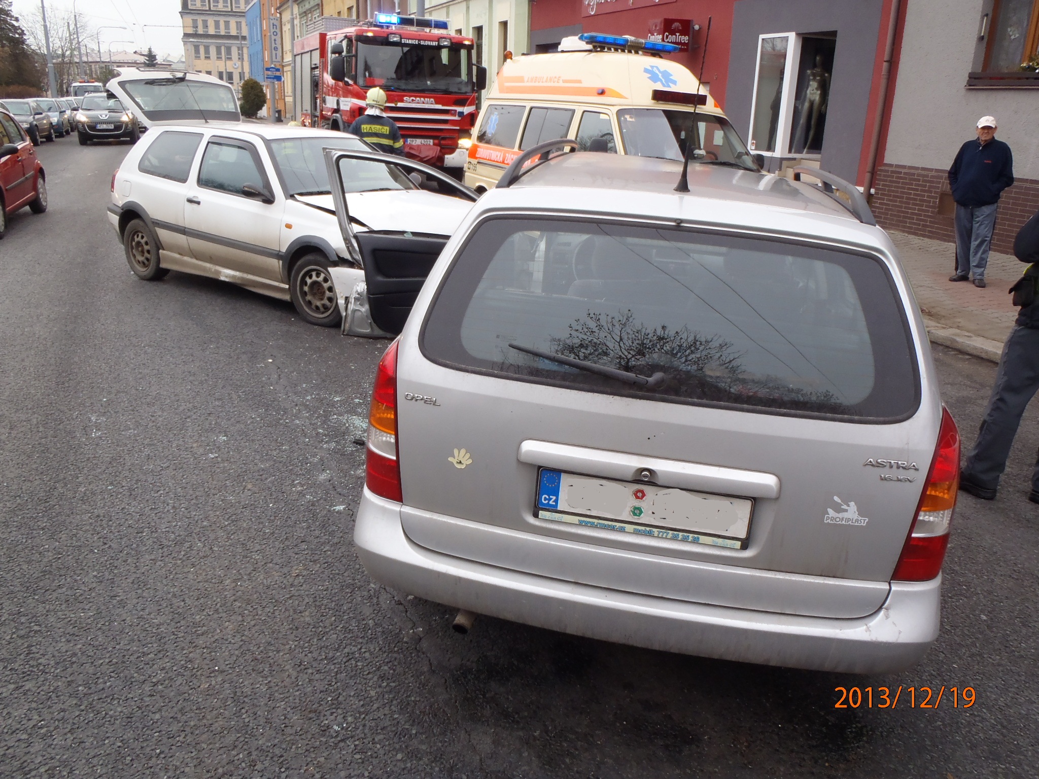 19.12.2013 foto/19.12.2013 DN Zborovská Plzeň.JPG