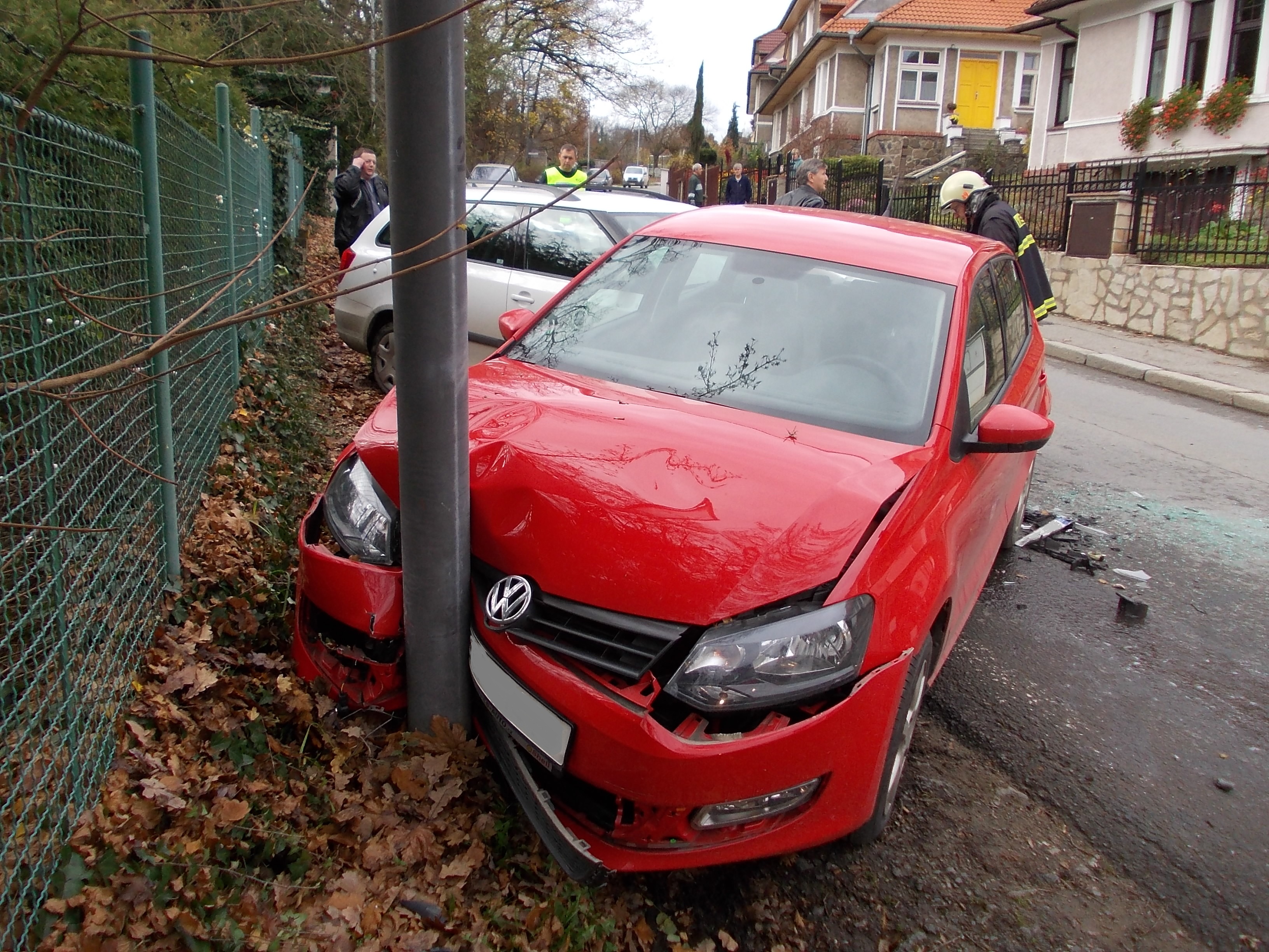 2 Dopravní nehoda 2 OA, Tábor - 7. 11. 2013 (2).jpg