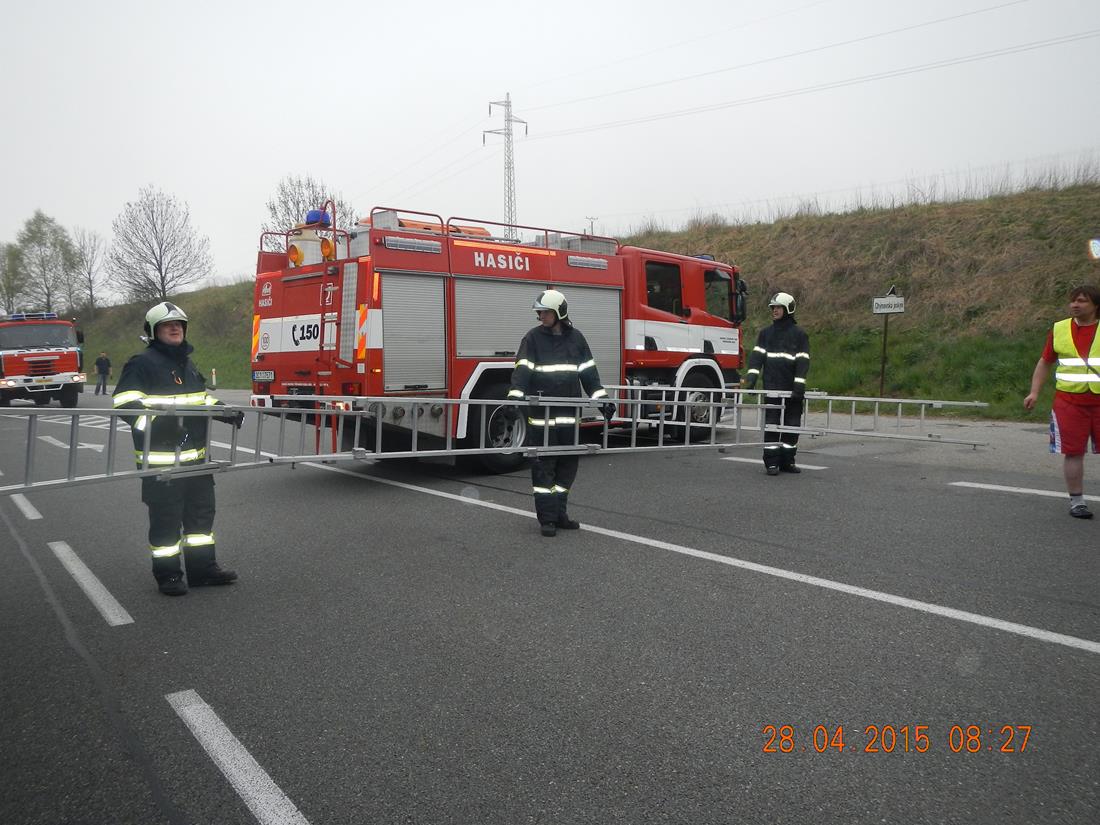 2 Dopravní nehoda NA, Dolní Hořice -  28. 4. 2015 (3).jpg