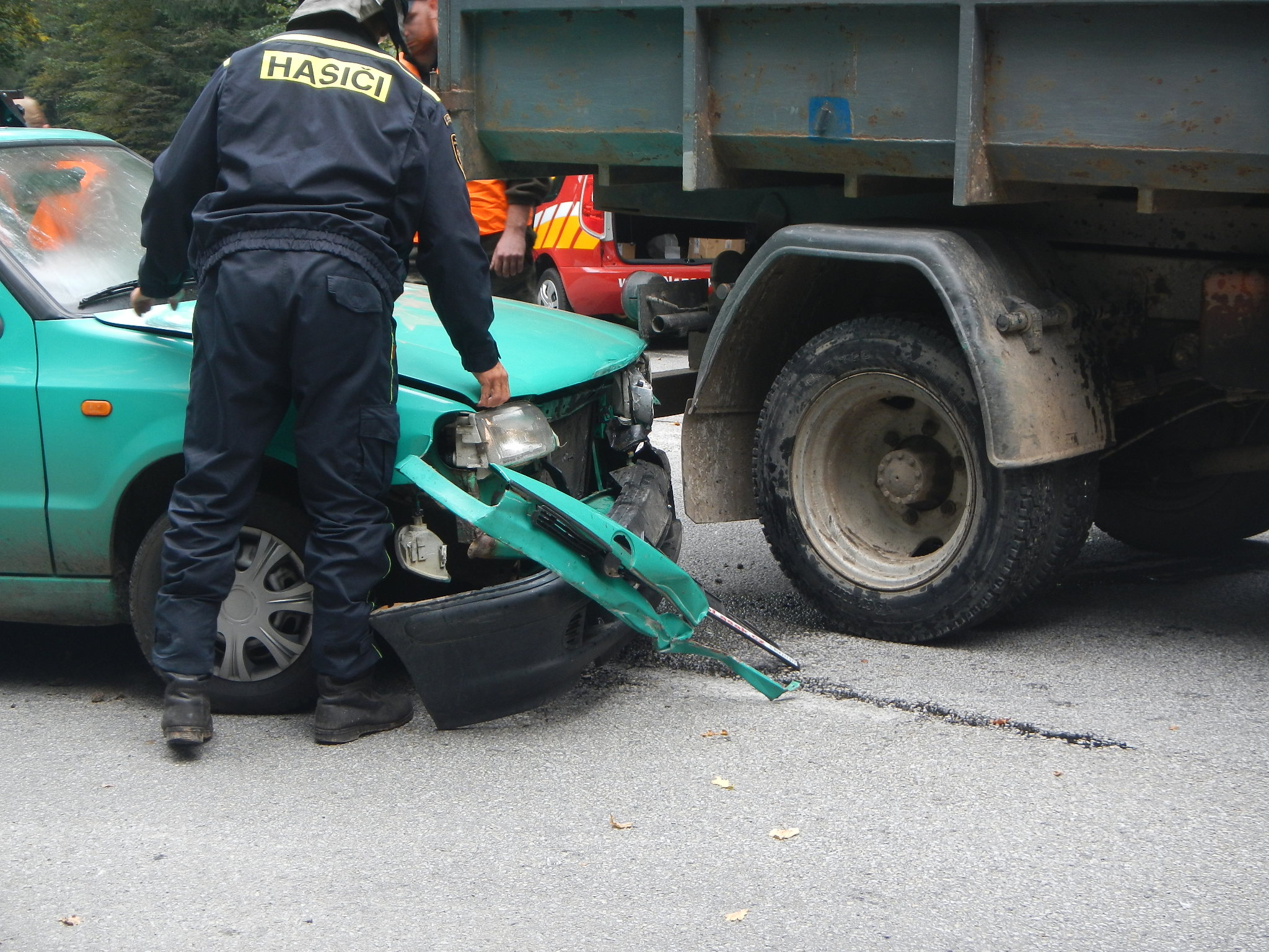 2 Dopravní nehoda OA a NA, Hosín - 26. 9. 2013 (1).jpg