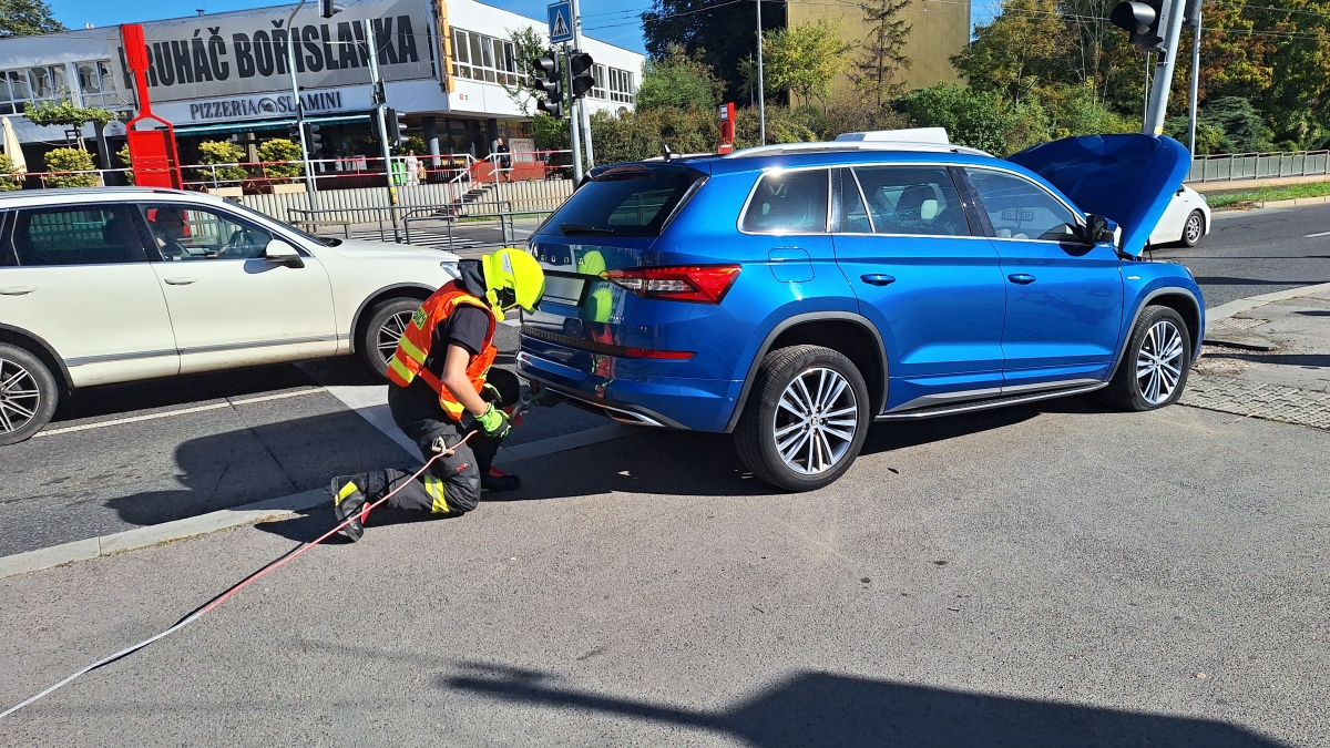 2 Dopravní nehoda osobního automobilu