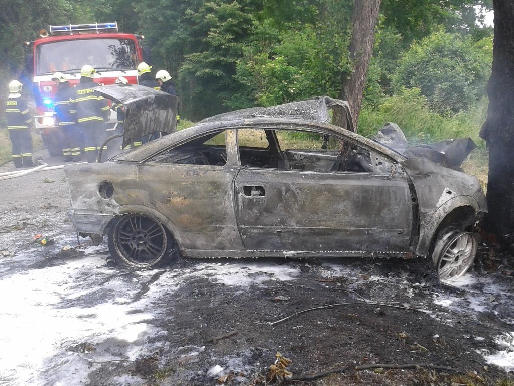 2 Požár OA, Kalenice - 19. 6. 2015 (2).jpg