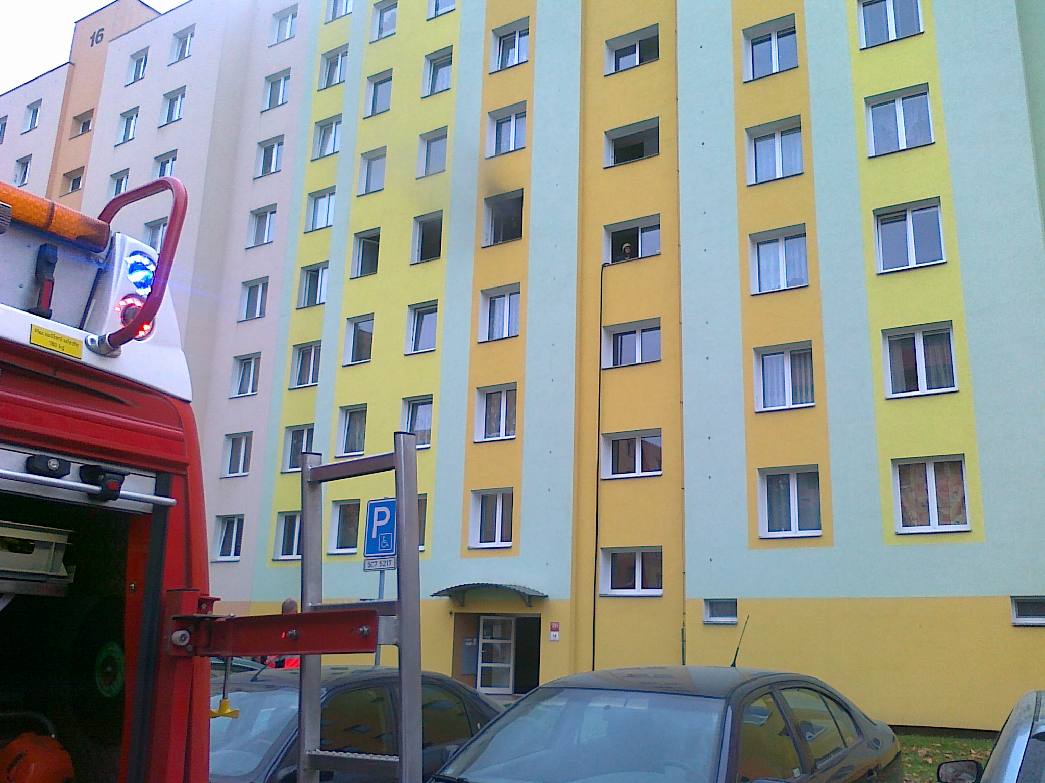 2 Požár kuchyně, České Budějovice - 29. 10. 2013 (1).jpg